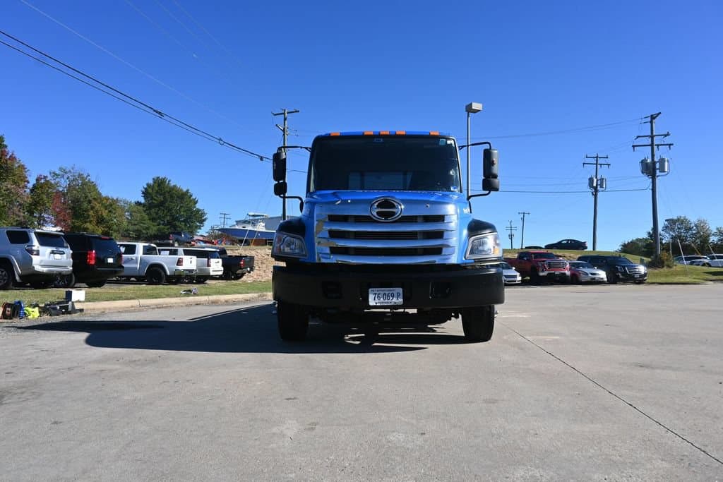 2015 Hino Rollback, photo 4 of 67