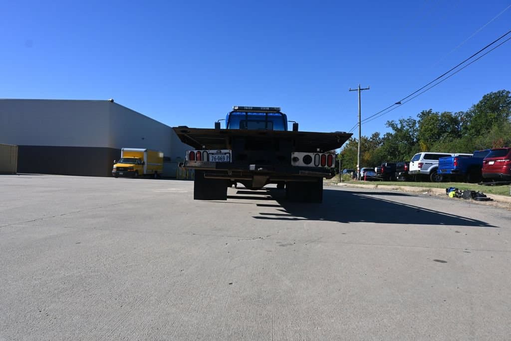 2015 Hino Rollback, photo 16 of 67