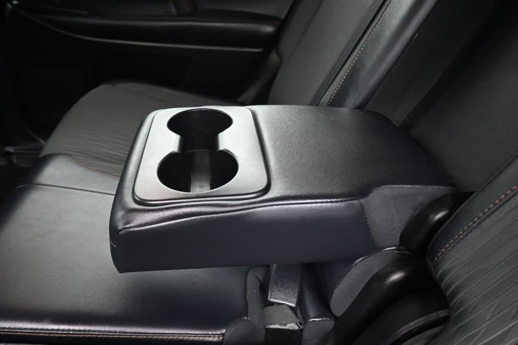 2019 Toyota Highlander LE Plus, photo 32 of 68