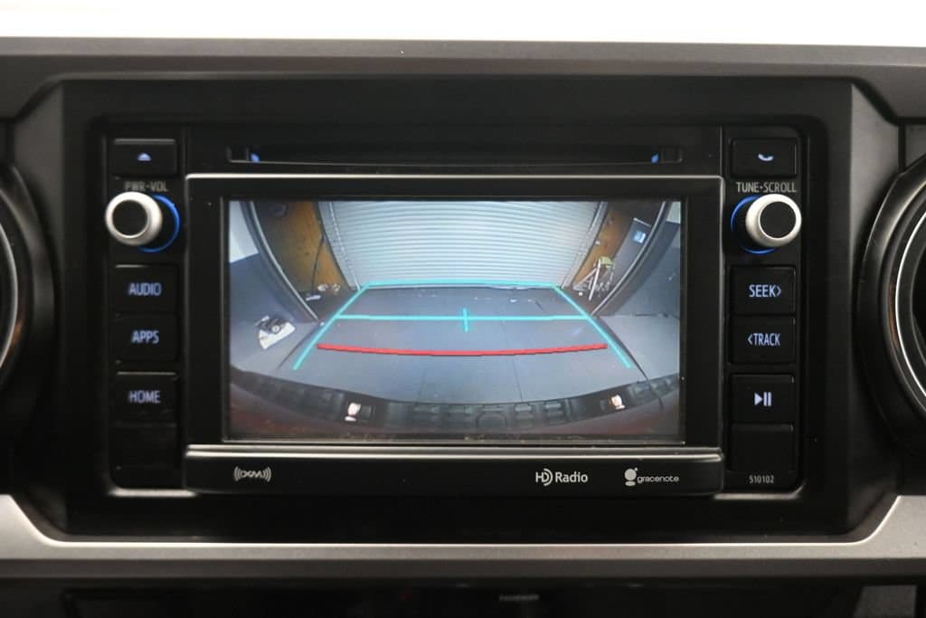 2016 Toyota Tacoma SR5 V6, photo 17 of 59