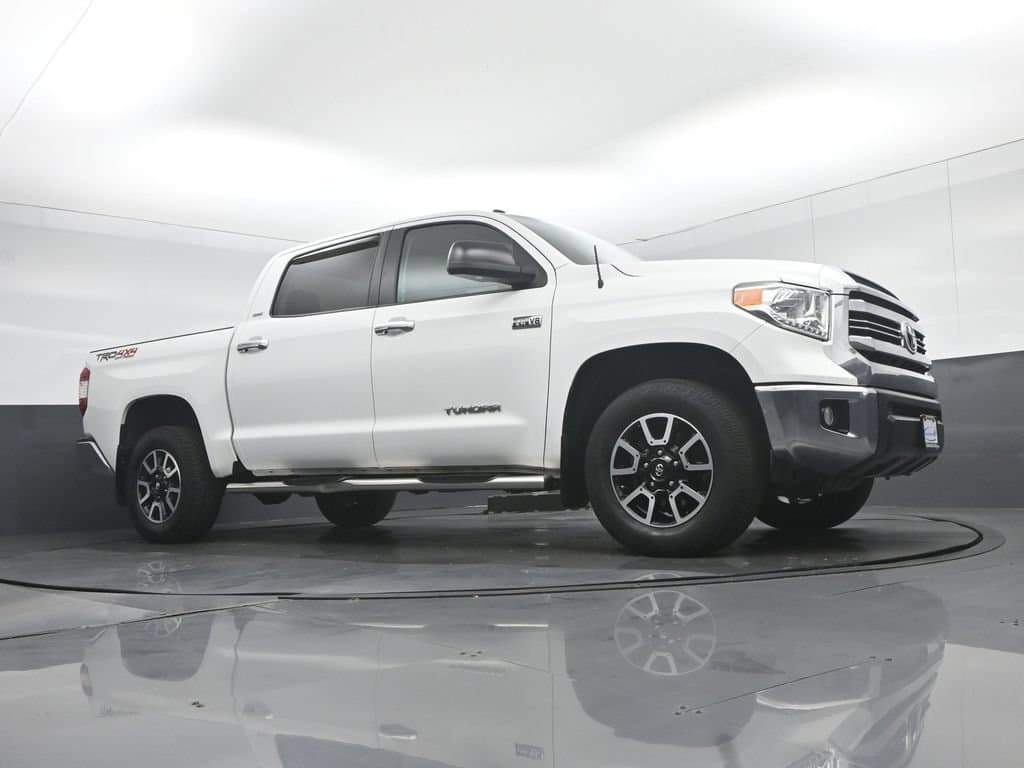 2016 Toyota Tundra SR5 CrewMax, photo 51 of 58