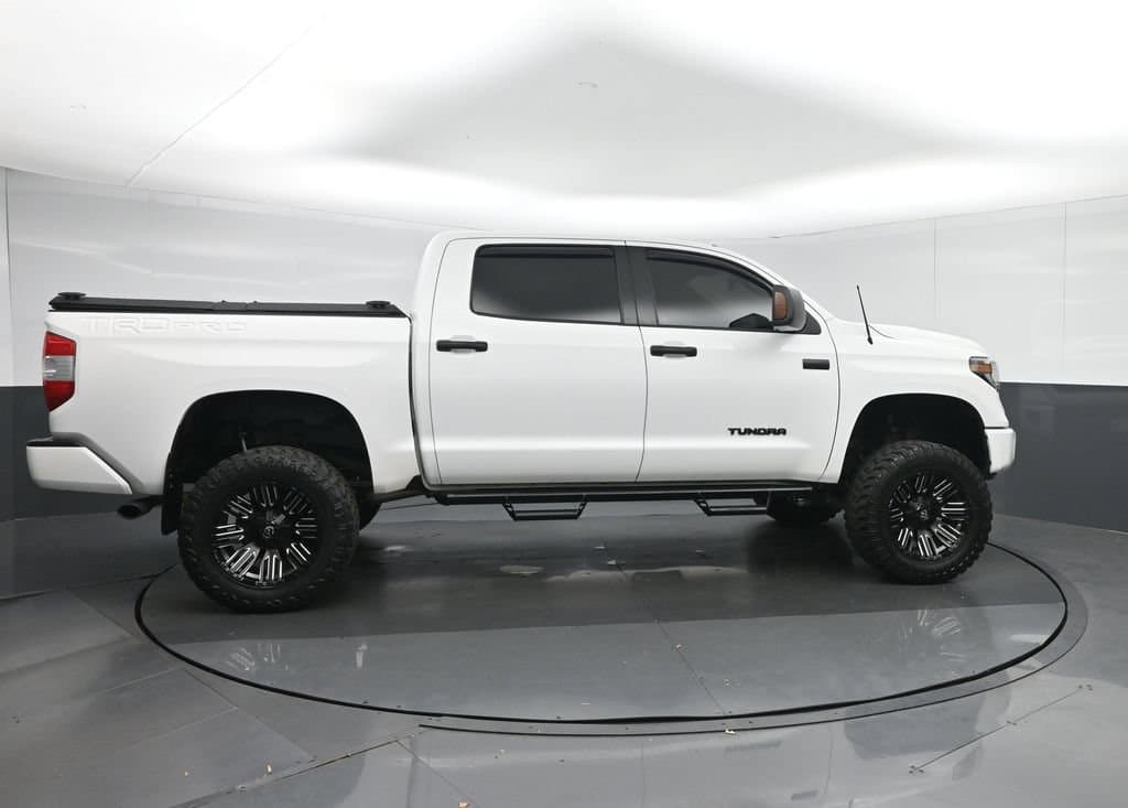 2019 Toyota Tundra TRD Pro CrewMax, photo 8 of 69