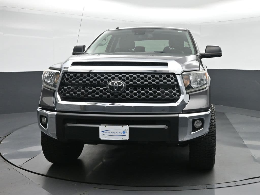 2019 Toyota Tundra SR5 CrewMax, photo 2 of 58