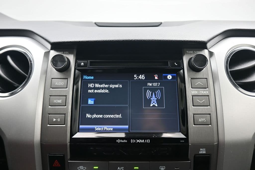2019 Toyota Tundra SR5 CrewMax, photo 16 of 58