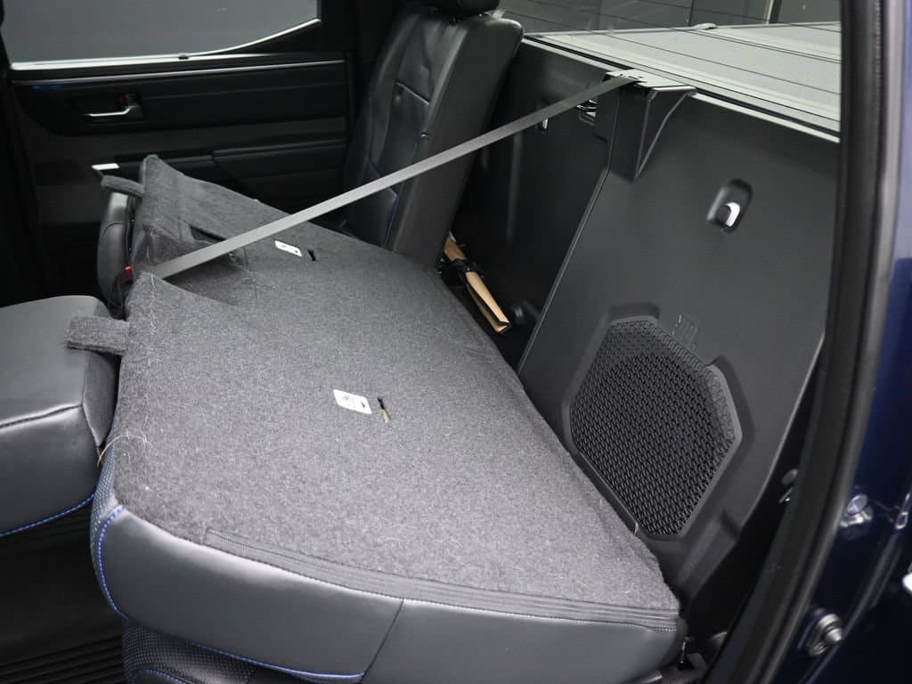 2023 Toyota Tundra Hybrid Platinum, photo 36 of 68