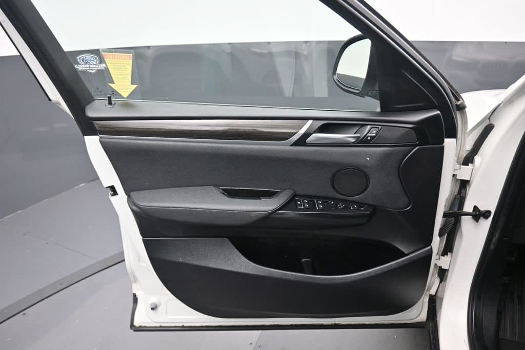 2018 BMW X4 xDrive28i, photo 9 of 57