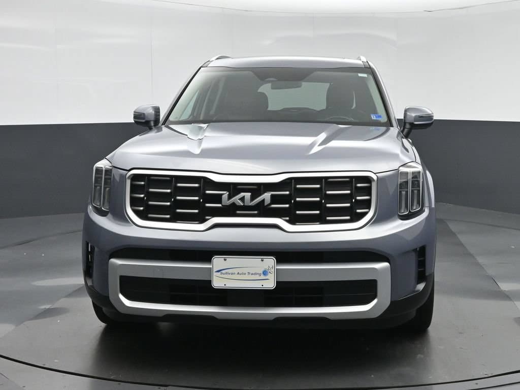 2023 Kia Telluride S, photo 2 of 73