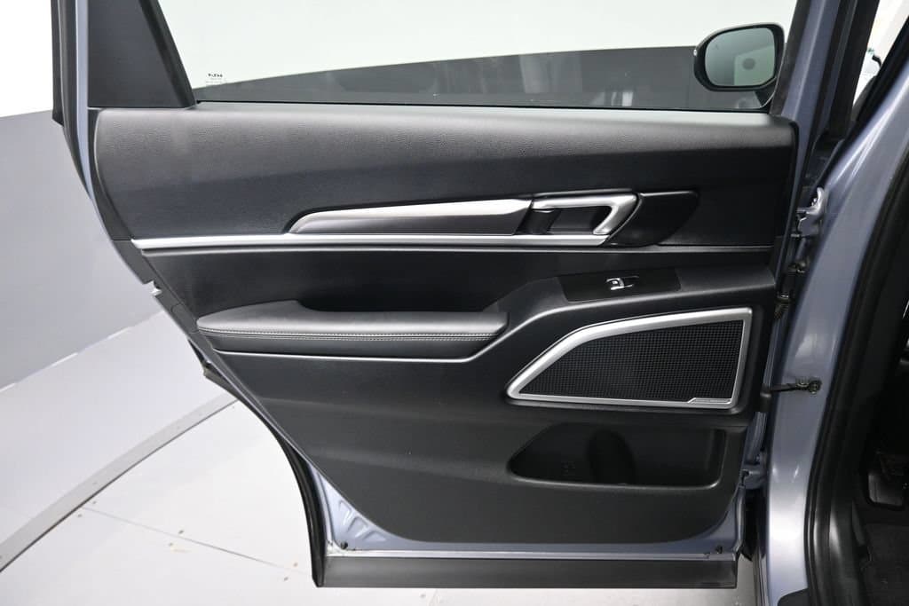 2023 Kia Telluride S, photo 30 of 73