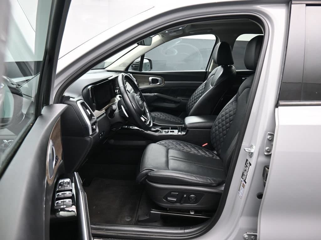 2022 Kia Sorento X-Line SX Prestige, photo 12 of 77