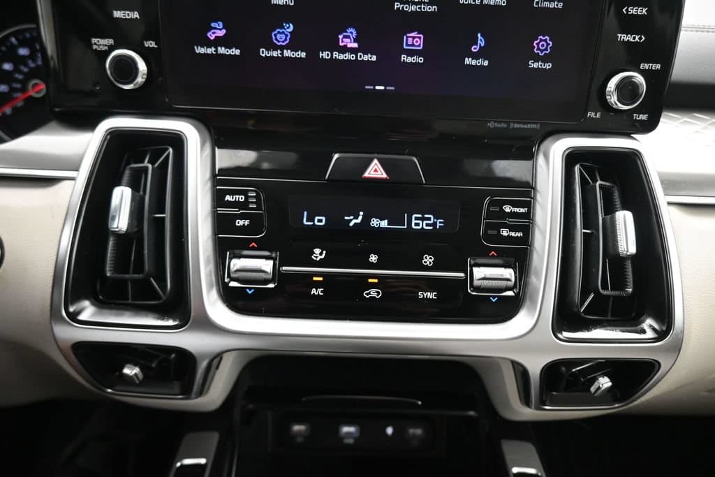 2023 Kia Sorento S, photo 22 of 73