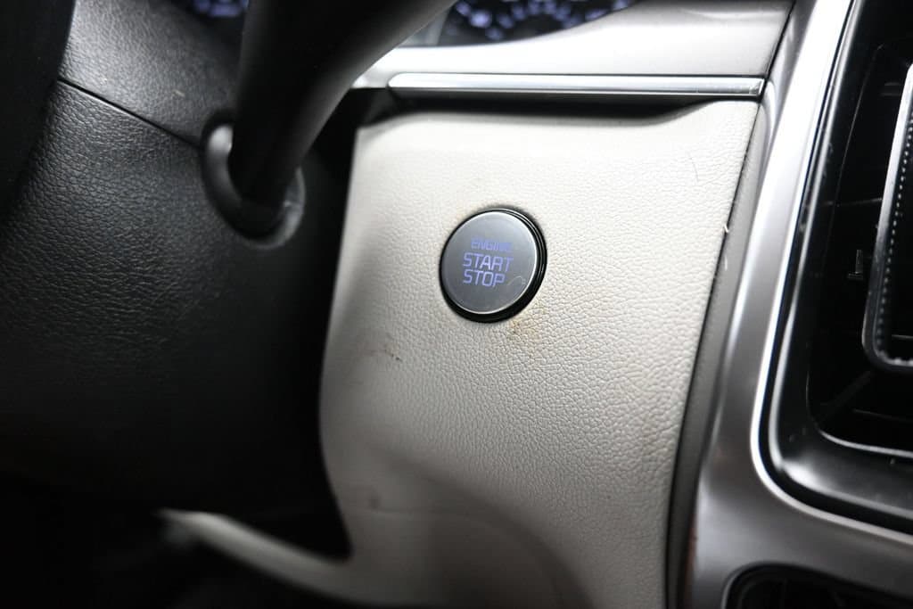 2023 Kia Sorento S, photo 24 of 73