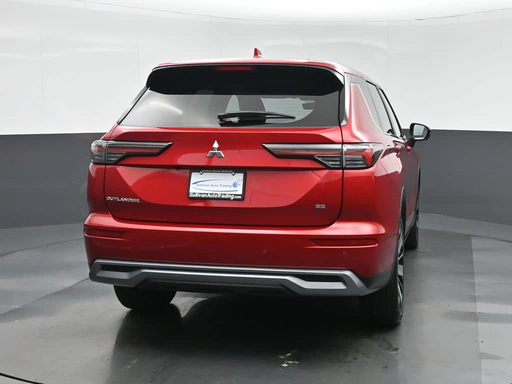 2025 Mitsubishi Outlander Trail Edition, photo 6 of 72