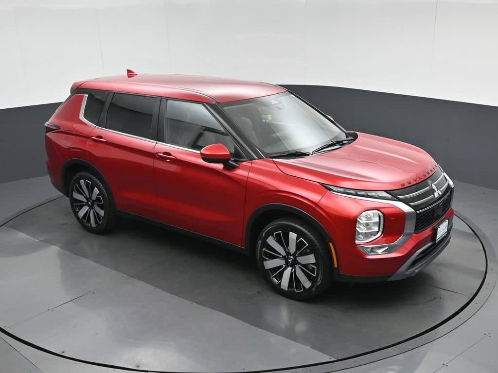 2025 Mitsubishi Outlander Trail Edition, photo 69 of 72
