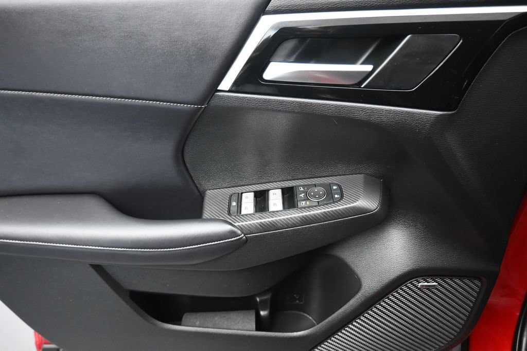 2025 Mitsubishi Outlander Trail Edition, photo 10 of 72