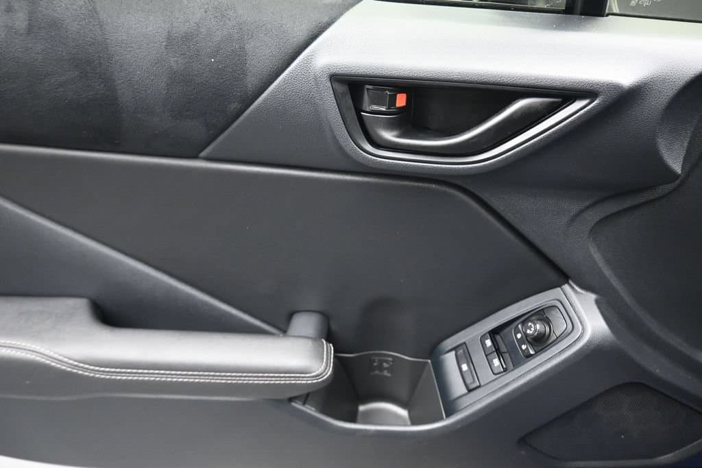 2025 Toyota GR86 Premium, photo 10 of 50