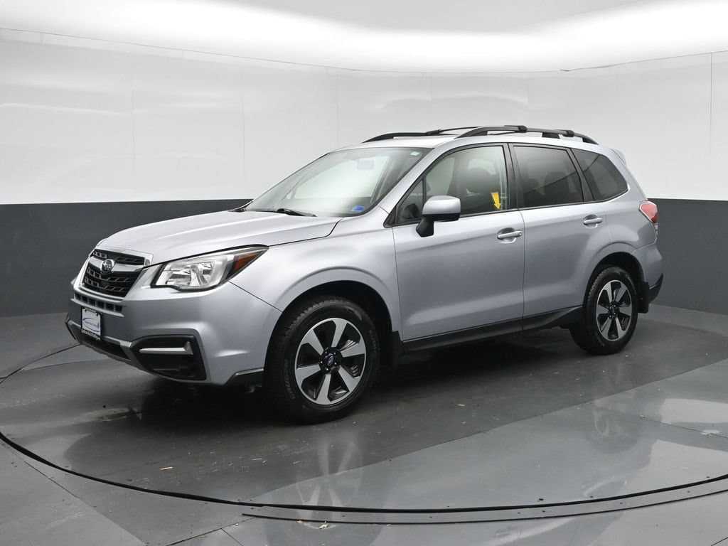 2017 Subaru Forester 2.5i Premium, photo 3 of 55