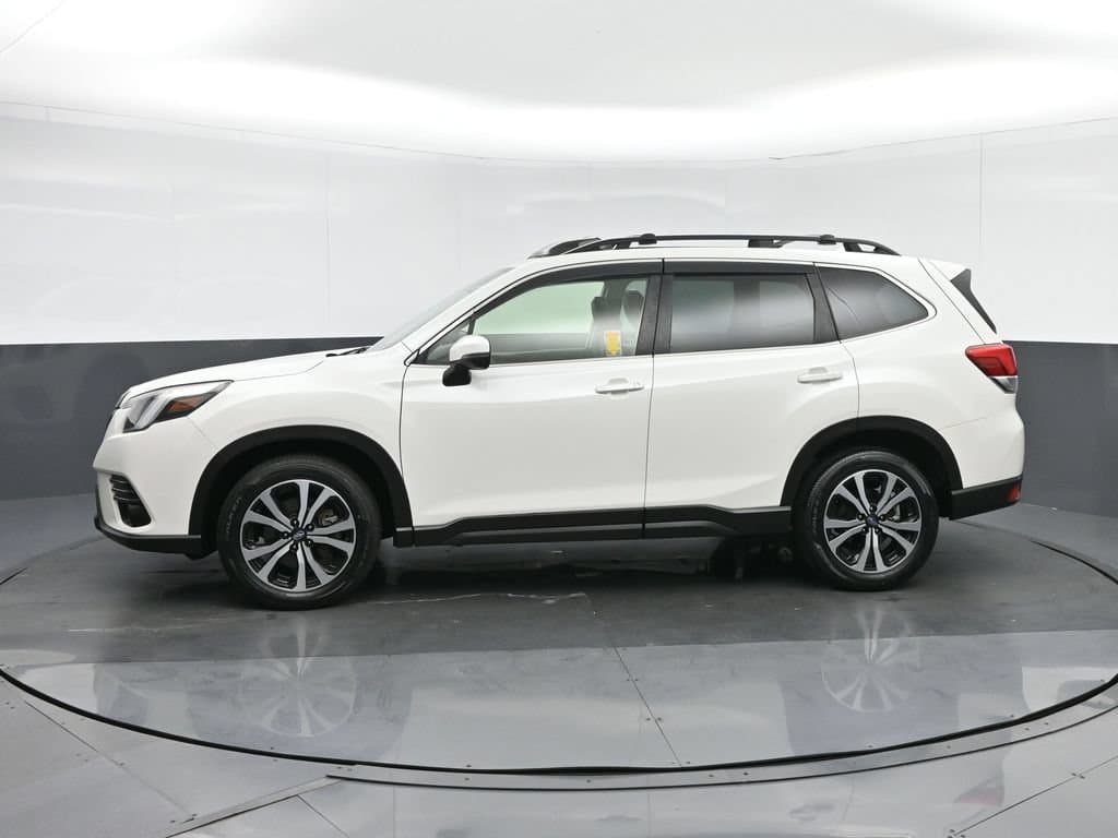 2022 Subaru Forester Limited, photo 4 of 62