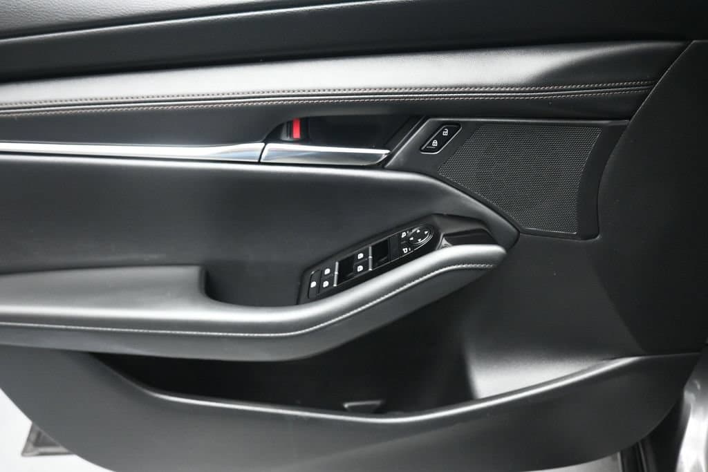 2025 Mazda Mazda3 2.5 S Preferred Package, photo 10 of 55