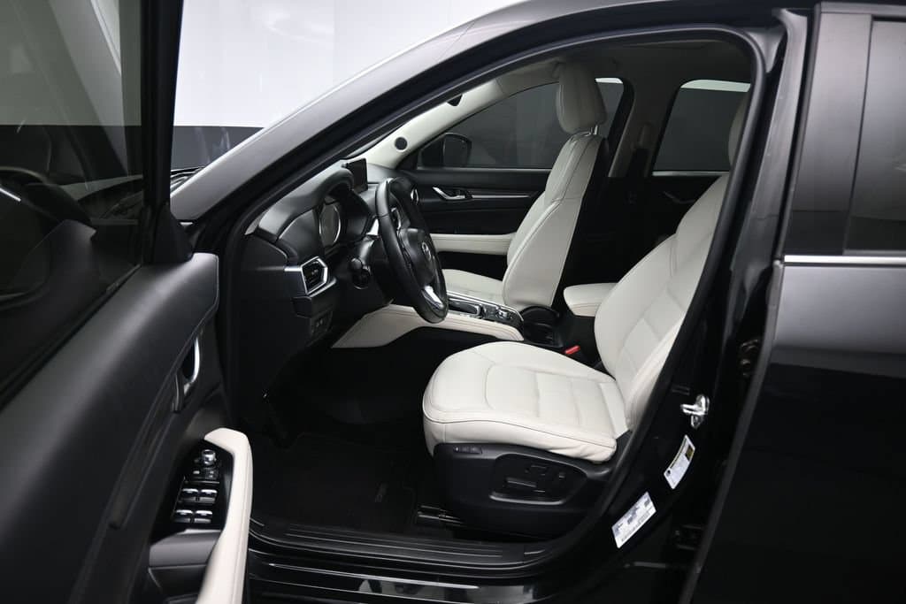2018 Mazda CX-5 Grand Touring, photo 12 of 61