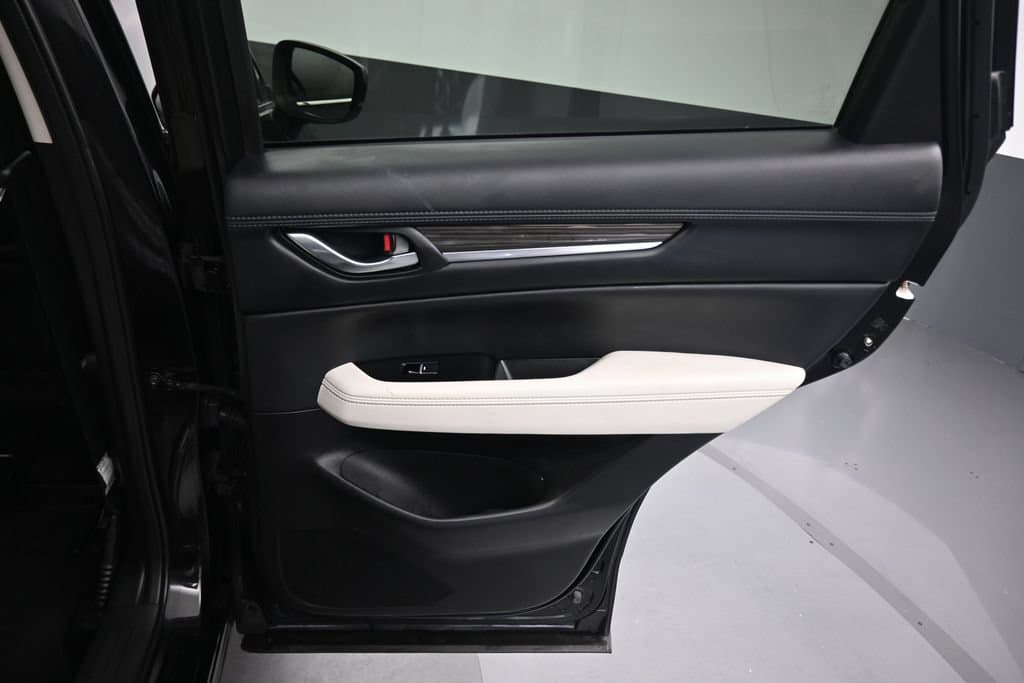 2018 Mazda CX-5 Grand Touring, photo 33 of 61