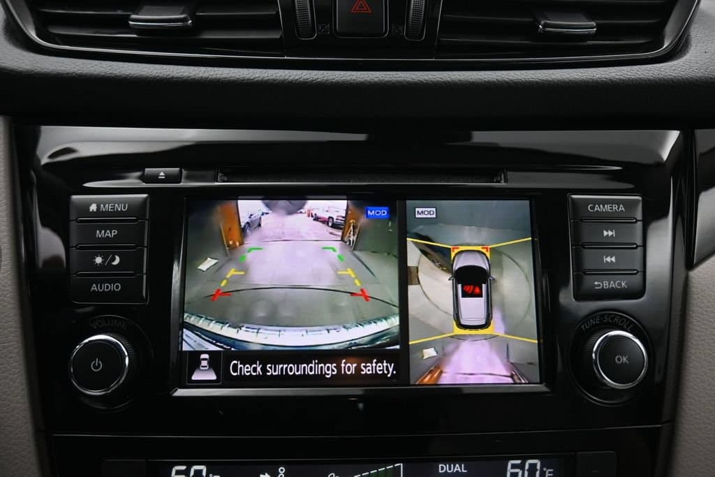 2022 Nissan Rogue Sport SL, photo 19 of 58