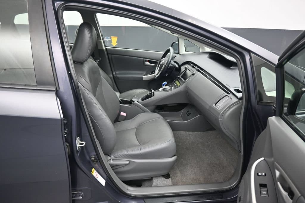 2011 Toyota Prius Five, photo 38 of 54