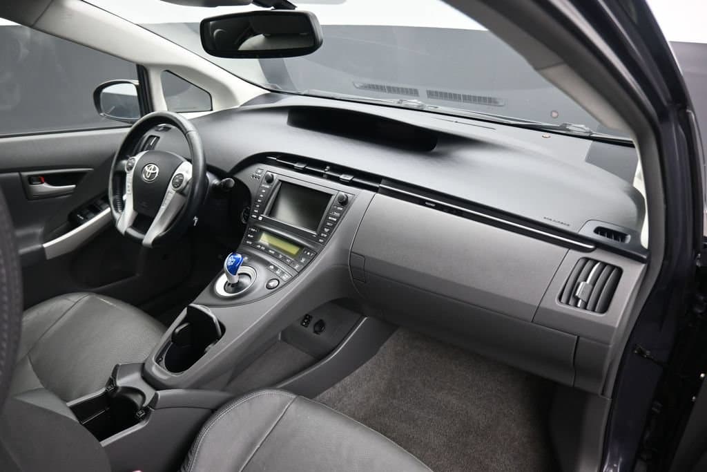 2011 Toyota Prius Five, photo 39 of 54