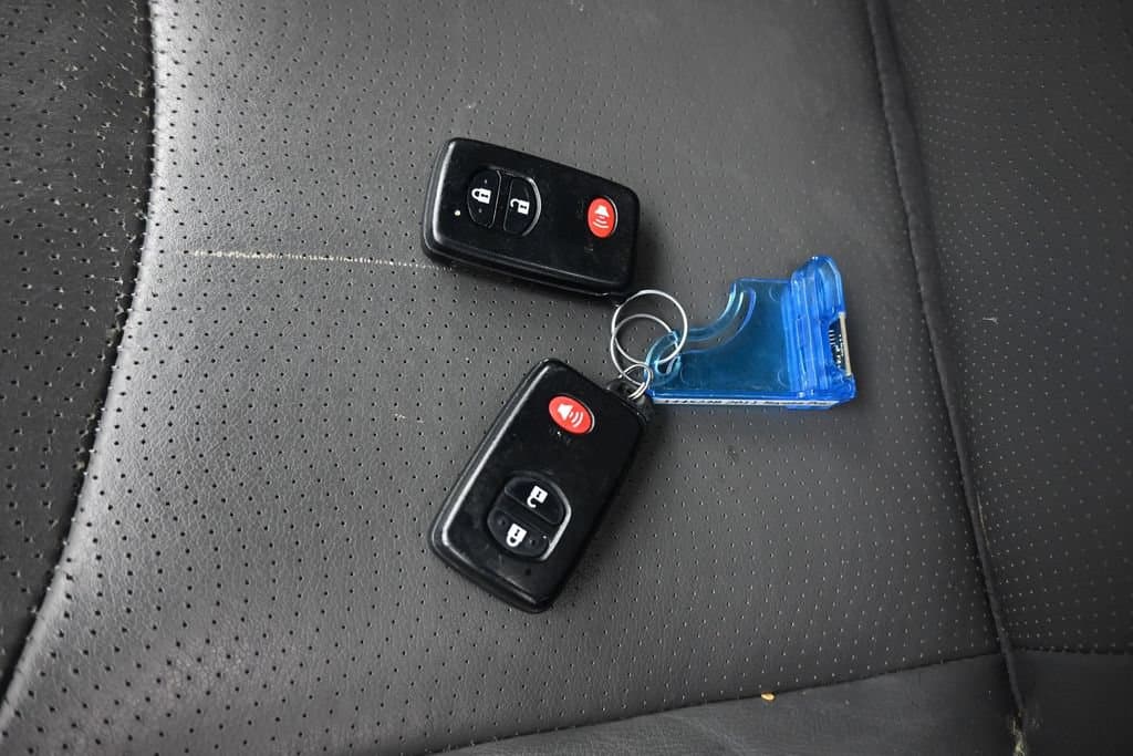 2011 Toyota Prius Five, photo 46 of 54