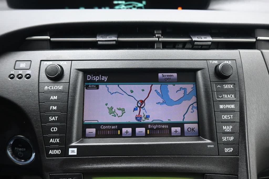 2011 Toyota Prius Five, photo 17 of 54