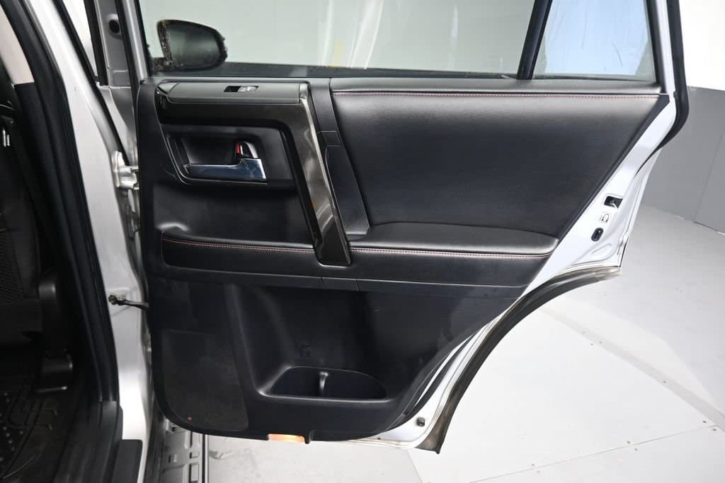 2015 Toyota 4Runner Trail Premium, photo 33 of 54