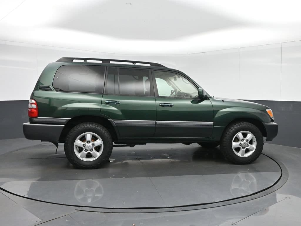 2004 Toyota Land Cruiser Base, photo 8 of 57