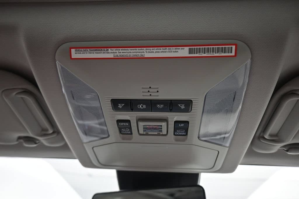2019 Toyota RAV4 Limited, photo 26 of 57