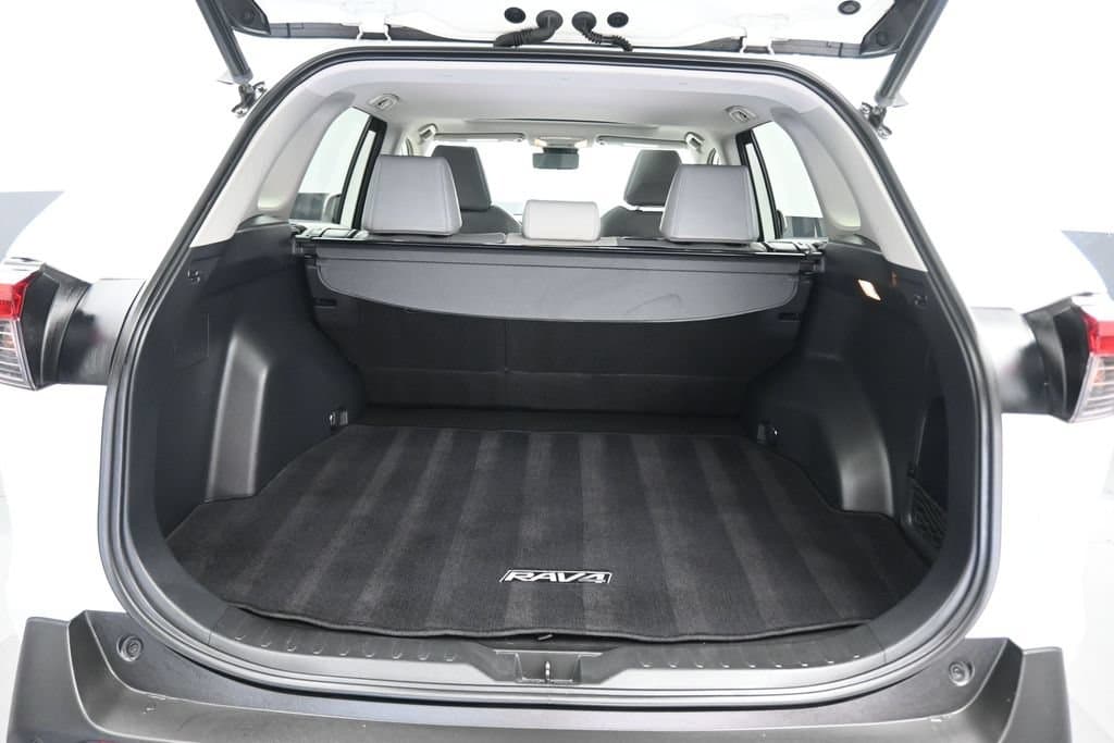 2019 Toyota RAV4 Limited, photo 44 of 57