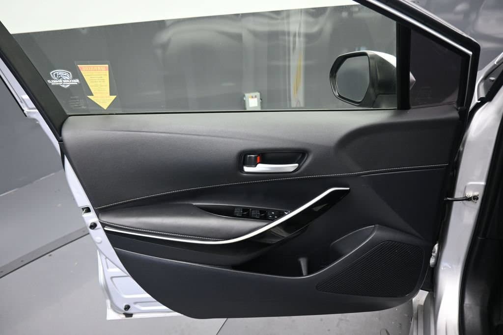 2019 Toyota Corolla Hatchback XSE, photo 9 of 57