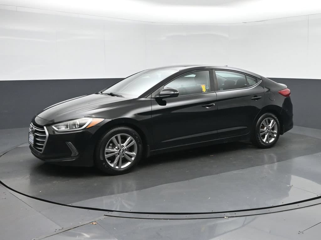 2018 Hyundai Elantra Value Edition, photo 3 of 57