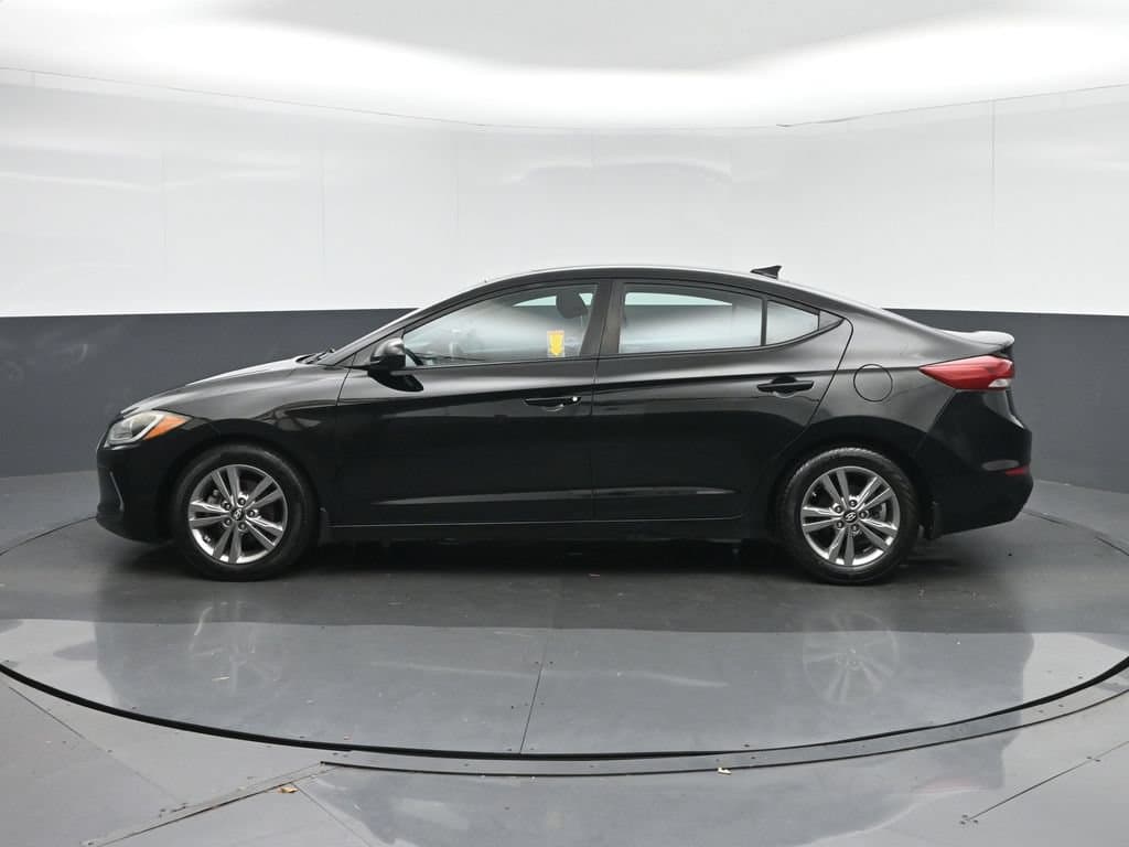2018 Hyundai Elantra Value Edition, photo 4 of 57
