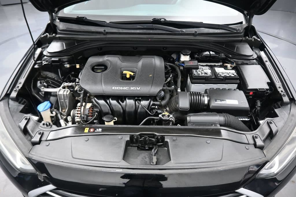 2018 Hyundai Elantra Value Edition, photo 46 of 57