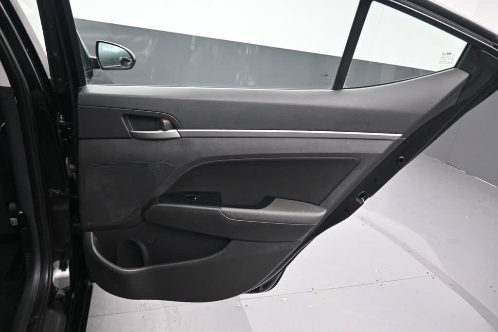 2018 Hyundai Elantra Value Edition, photo 31 of 57