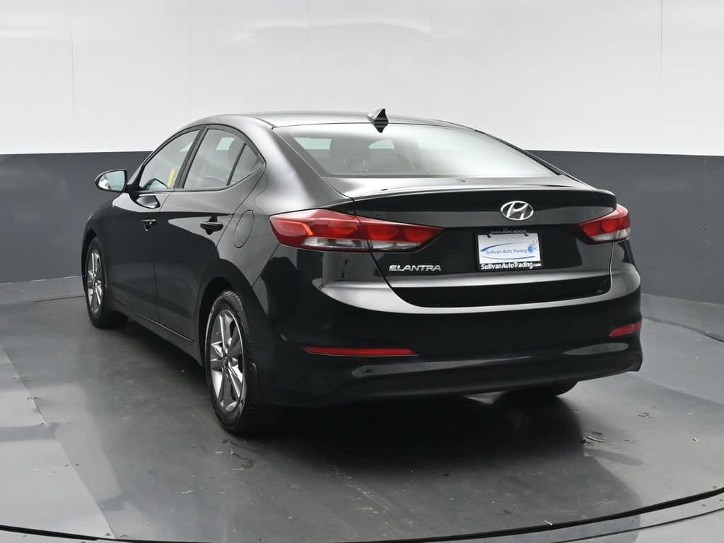 2018 Hyundai Elantra Value Edition, photo 5 of 57