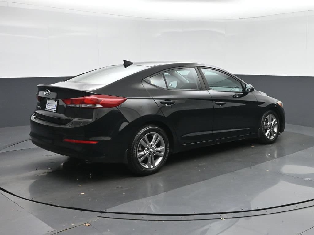2018 Hyundai Elantra Value Edition, photo 7 of 57