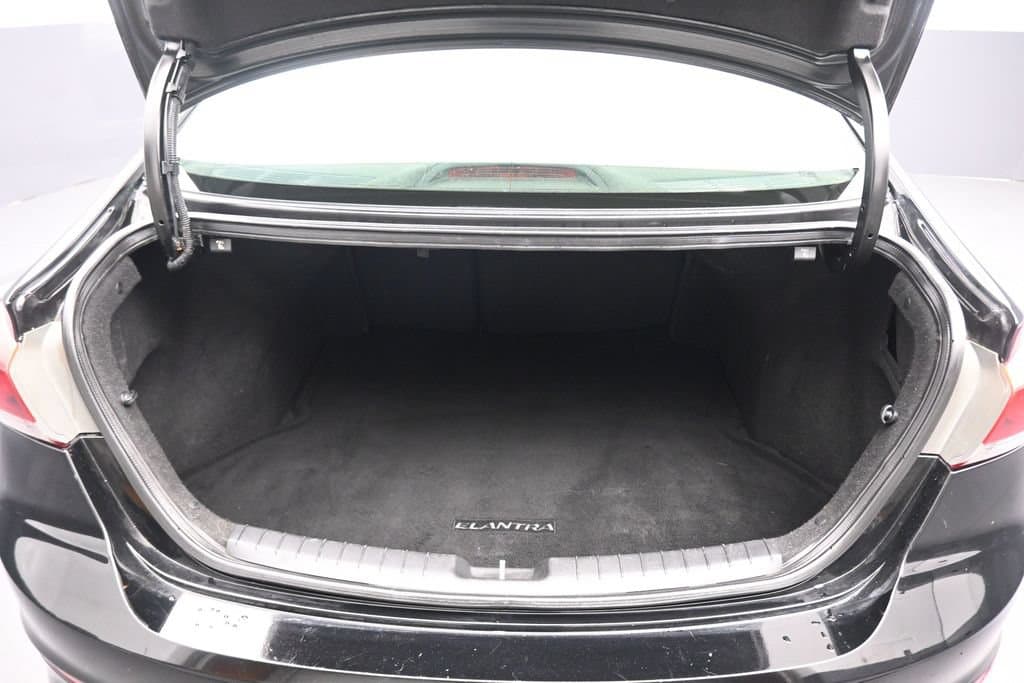 2018 Hyundai Elantra Value Edition, photo 41 of 57