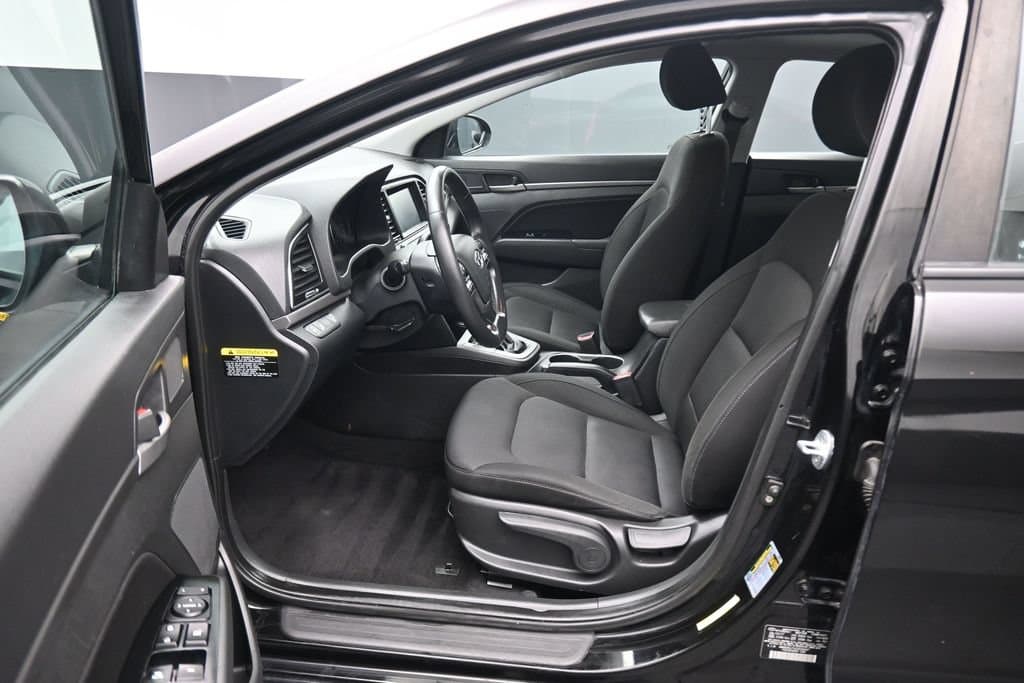 2018 Hyundai Elantra Value Edition, photo 10 of 57