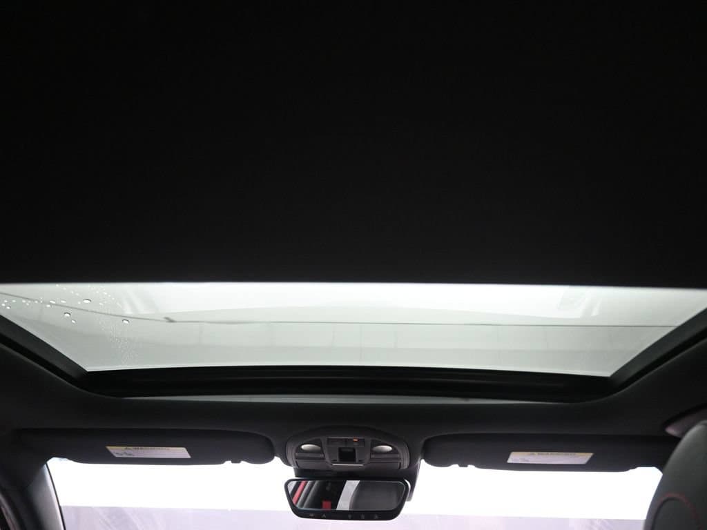 2023 Genesis G70 2.0T, photo 40 of 62
