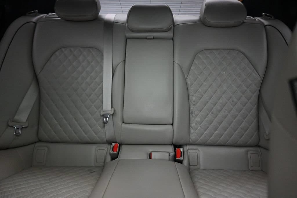 2023 Genesis G70 3.3T, photo 36 of 67