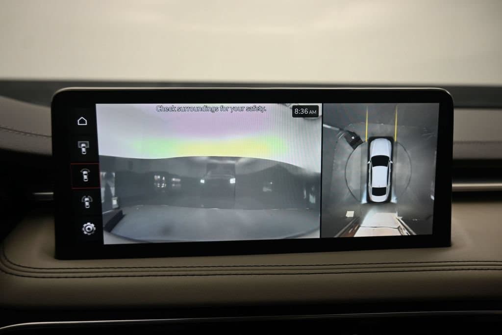 2023 Genesis G70 3.3T, photo 23 of 67
