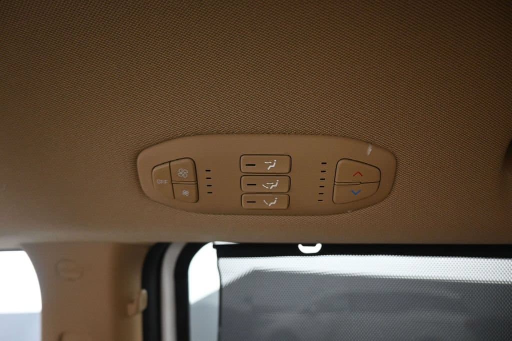 2017 Kia Sedona LX, photo 36 of 73