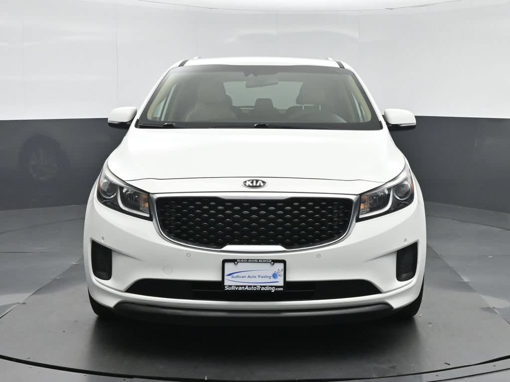 2017 Kia Sedona LX, photo 2 of 73