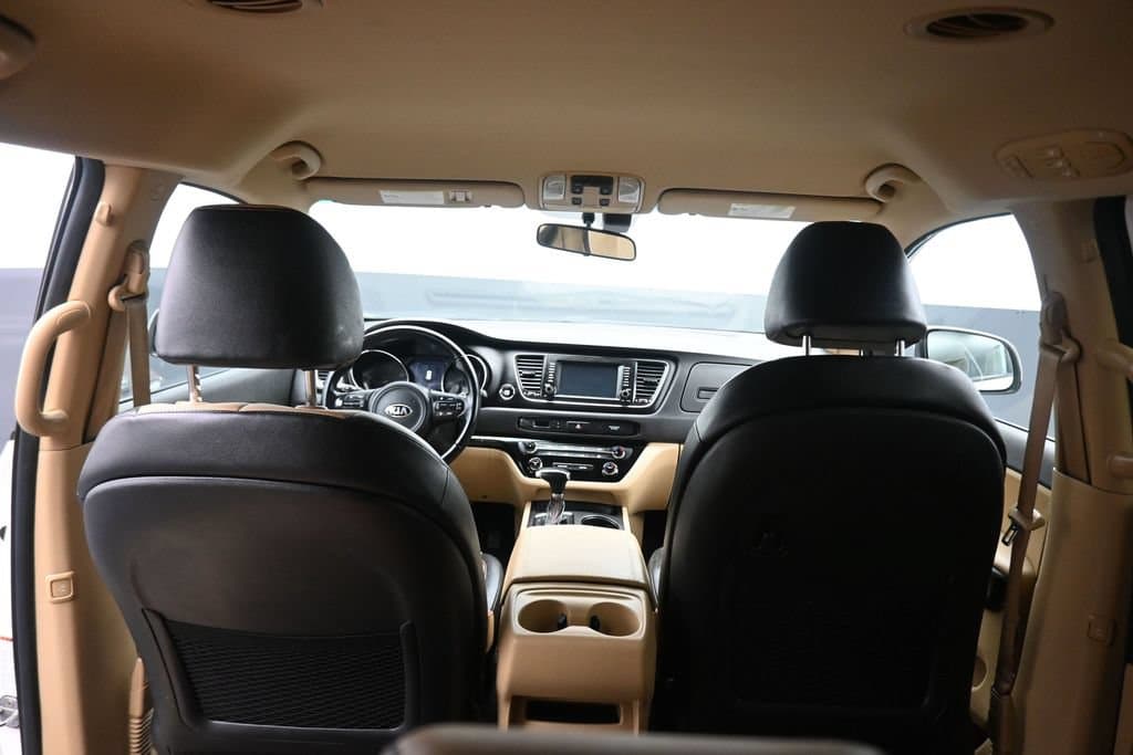 2017 Kia Sedona LX, photo 43 of 73