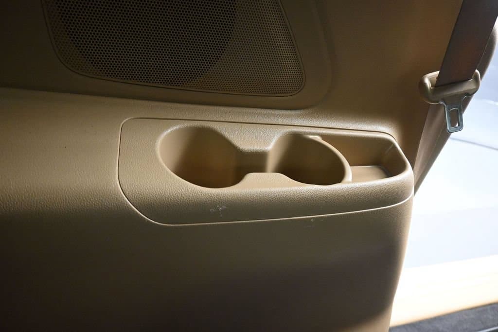 2017 Kia Sedona LX, photo 40 of 73