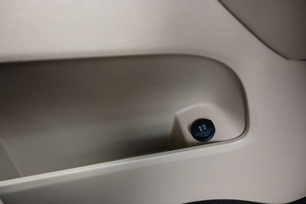 2017 Kia Sedona LX, photo 55 of 73